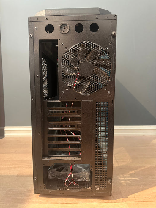 InWin GRone Full Tower Svart