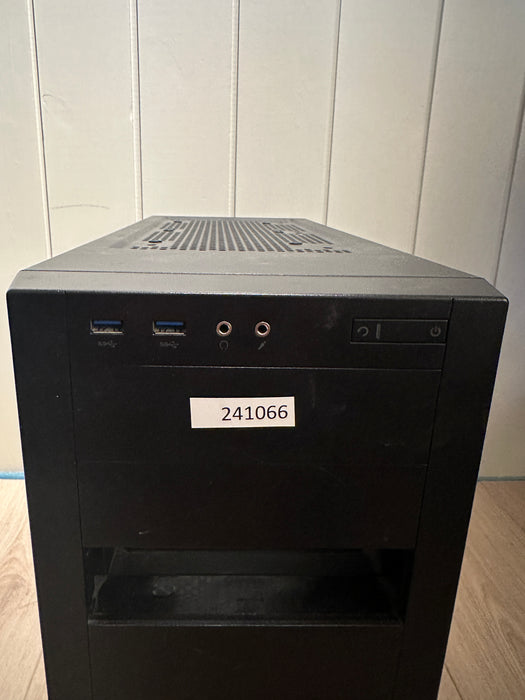 Corsair Carbide 200R Midi Tower Sort